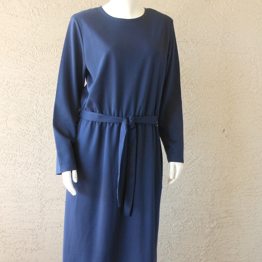 THE TOG SHOP Belted Dress NWOT